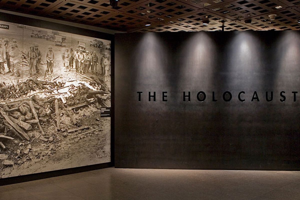 Holocaust Museum Dumpster Rental Fort Myers