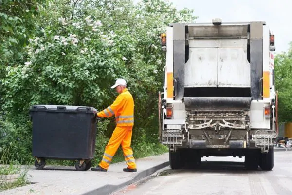Convenient Pick Up and Delivery Dumpster Rental Services in Fort Myers FL