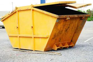 Closing a Roll-Off Dumpster Door, Residential Dumpster Rental, Commercial Dumpster Rental, Fort Myers Dumpster Rental Services 